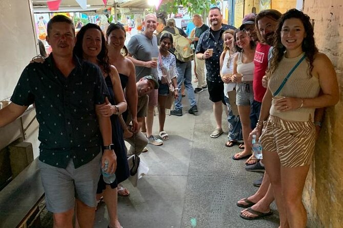 2 Hour and 30 Minutes Walking Tour in 5 De Diciembre - Key highlights in plain terms