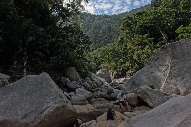 Adventure route: Hike to Cascada Escondida - Key Points at a Glance