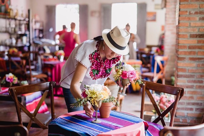 Best of Puerto Vallarta Private Tour: Highlight Treasures and Hidden Gems - Where you’ll meet (and why Zona Romántica is a great base)