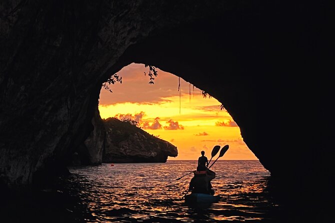 Bioluminescence by kayak or SUP to Los Arcos Puerto Vallarta - What happens back on shore: cocoa, campfire, and free photos