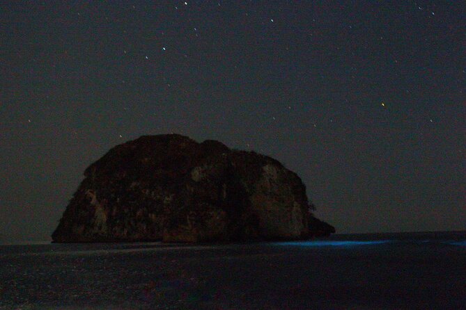 Bioluminescence & sunset local boat tour to Los Arcos Sanctuary - What to pack so the night feels easy