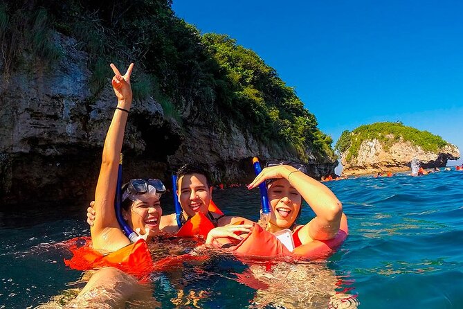 Catamaran Tour to the Arches, Playa las Animas, Snorkeling and more - Los Arcos de Mismaloya: snorkeling that depends on conditions