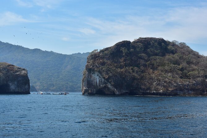Catamaran Tour to the Arches, Playa las Animas, Snorkeling and more - Puerto Mágico boarding: breakfast + bay views before the Arches