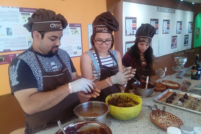 Chocolate and truffles workshop - The museum story: cacao history you can taste
