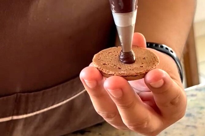 Chocolate Macarons Workshop in Puerto Vallarta - What you make: chocolate macarons, coached from start to finish