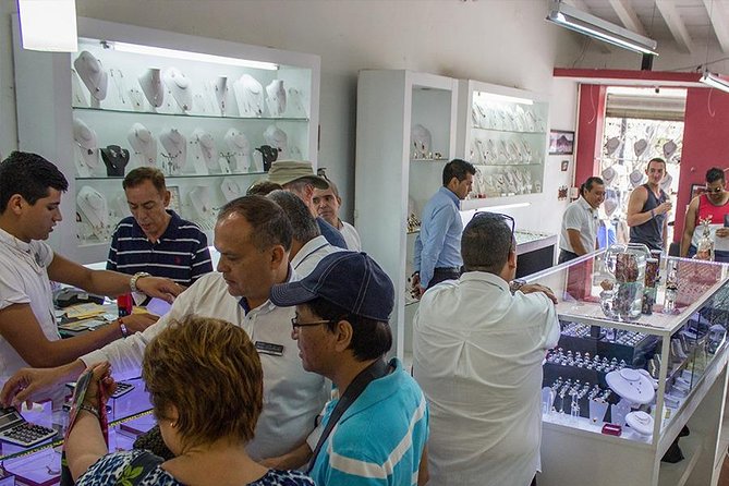 City and Tequila Tour in Puerto Vallarta - The 9:00 am rhythm: how this 6-hour tour stays fun