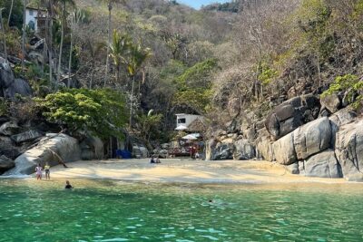 City Tour Express in Puerto Vallarta and Paradise Beaches - Getting there: pickup, timing, and where you meet