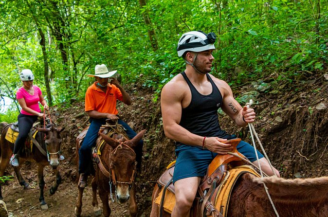 Combo ATV Jorullo Bridge + zip lines + mule ride - Zip lines over canyons and rivers: 11 runs, with water included