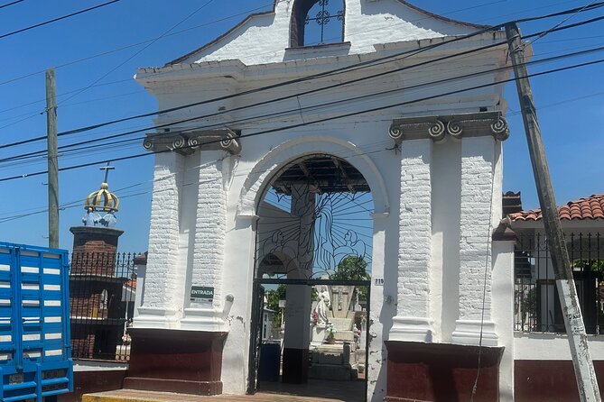 Day of the Dead inspired Cemetery Tour in Puerto Vallarta - What to wear and how to get the most out of the walk