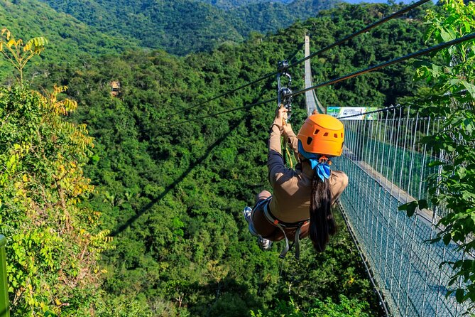 Express zippers + Longer suspension bridge - Puente Colgante El Jorullo: the 470m bridge cross and how to handle the nerves