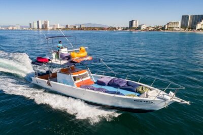 Famous Pato Bobo Adventure Boat - Malecón boardwalk stop: quick city context from right near the action