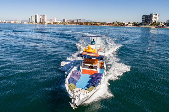 Famous Pato Bobo Adventure Boat - What you get included (and the smart thing to pack anyway)