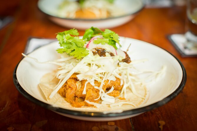 Food & Mixology Tour:Tequila,Tacos, Mezcal and Agave Cocktails - Step-by-step stops: tacos and cocktails at each location