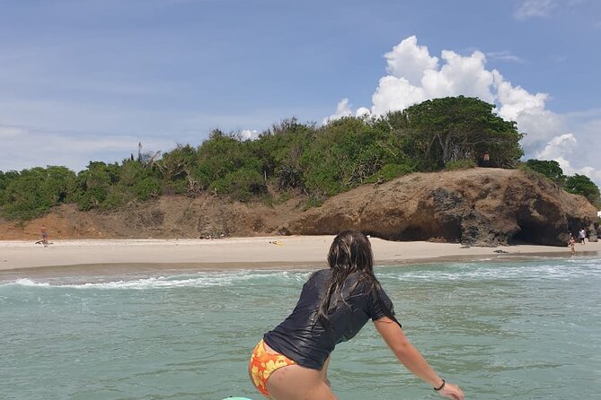 From Sayulita: Surf Trip to La Lancha Beach -all ages & levels - Jungle trail to surf time: your beach block and free-wave expectations