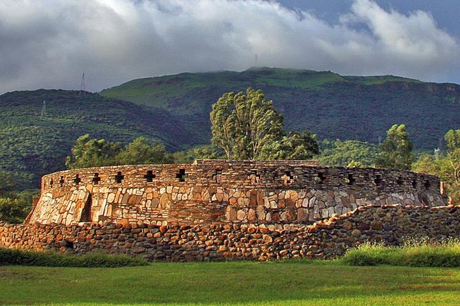 Full-Day Tequila, Jalisco from Puerto Vallarta with Tequila Experience - Shopping tips: keep track of purchases so they don’t go missing