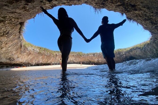 Guaranteed Hidden Beach • Small Group Tour • Punta Mita - The tunnel swim: what “moderate fitness” really means