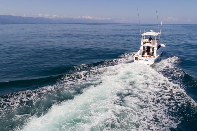 Hatteras 42-44' Classic Yachts in Puerto & Nuevo Vallarta - Crew Performance and Safety: Where This Tour Can Shine