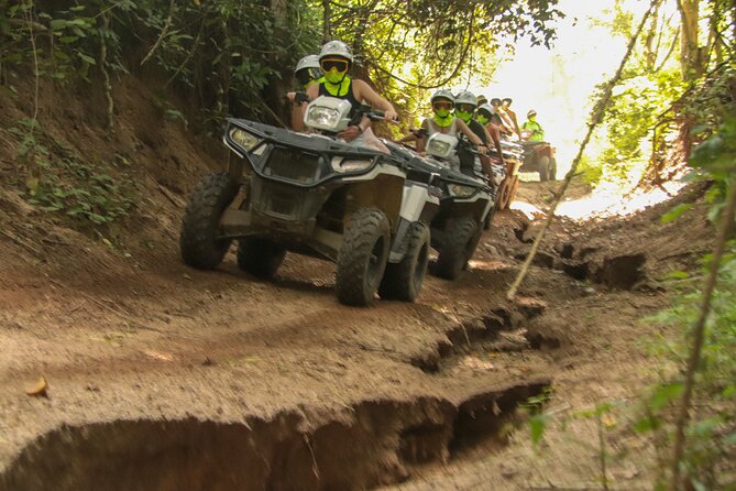 Jungle double ATV Tour "El Mirador" (ride tandem on ATV) - The guide factor: why a good ride feels safer