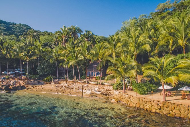 Las Caletas Beach & Adventure Park with buffet lunch and open bar - Included activities: kayaking, SUP, snorkeling, cooking, and drink lessons