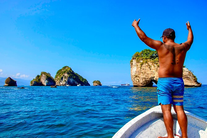 Los Arcos 5 islands Snorkeling Cliff Jumping and Hidden Beach - Why Los Arcos from Mismaloya is a smart Puerto Vallarta combo