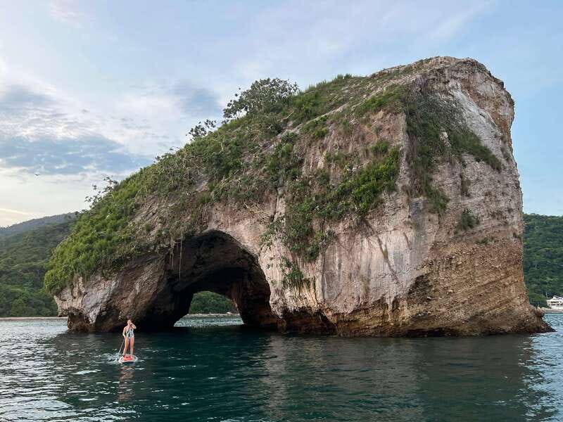 Mismaloya: Los Arcos Bioluminescent Waters Kayak & Cave Tour - Mismaloya to Los Arcos: the night-glow setting you came for