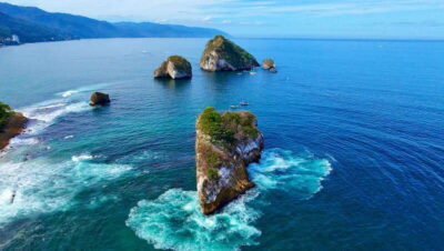 Mismaloya: Snorkeling, Cliff Jumping, and Beach Tour - How the 2.5-hour mix works: three water moments and one short beach reset
