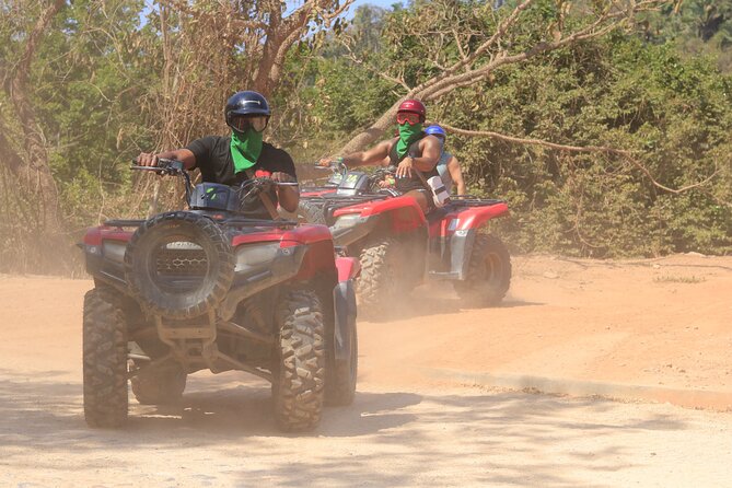 Mountain adventure tour on ATV or RZR in Puerto vallarta. - Stop 1: A 10-Minute Mountain Viewpoint for Photos That Don’t Feel Forced