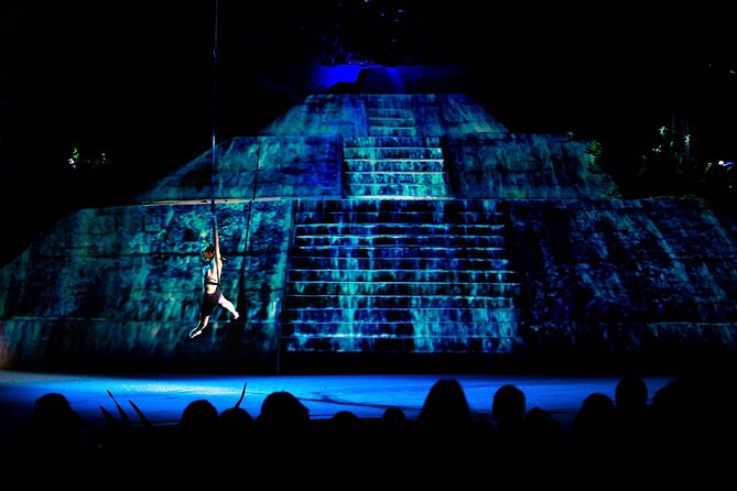 Night Rhythms - Alma - Show and Dinner in Puerto Vallarta - Staff and atmosphere: friendly can be real, chaos can be real too