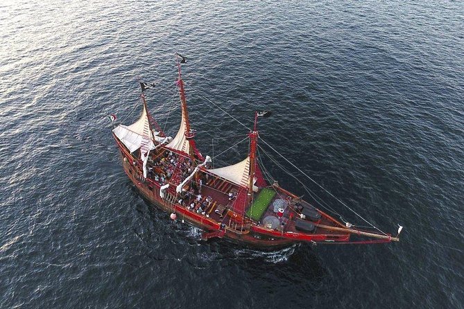 Pirate Ship by Day - Breakfast, food choices, and the open bar value equation