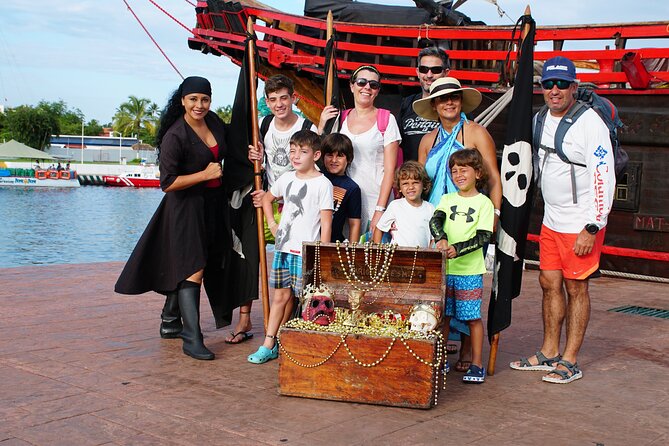 Pirate Ship Premium Dinner Cruise with Show - Meeting at the Área Militar de Vallarta: check-in that won’t waste your time