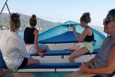 Private Boat Tour to Yelapa and Majahuitas Snorkel (up to 7 guests) - Snorkeling choice: Los Arcos de Mismaloya vs Majahuitas