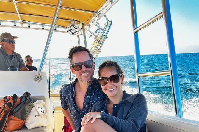 Private Charter: Chica Super Panga 30' - Food and open bar: included choices that make the trip feel special