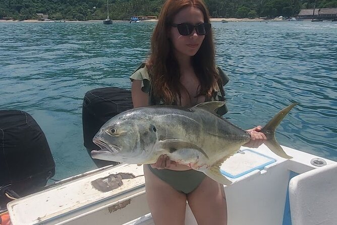 Private Sport Fishing Activity in Puerto Vallarta - Onboard Comfort: Ice, Water, Bathroom, and What “Private” Means