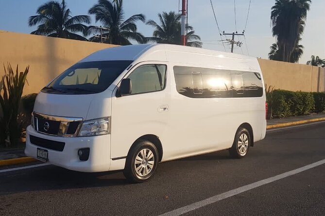 Private Transfer from Puerto Vallarta Airport to Nayarit - Group Size and Vehicle Fit: Up to 7 People, Plus Real-Life Luggage