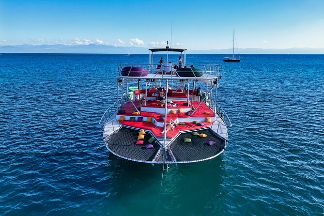 Private Yacht Charter on ChicaFun 1 Waterslides all inclusive - The cruise itself: Bay of Banderas time is the appetizer