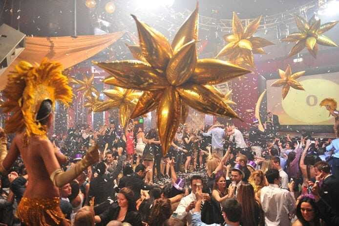 Puerto Vallarta: All you can drink Bar Crawl - Stop One: Starting at Sky Mandala and the Club Beat Setup
