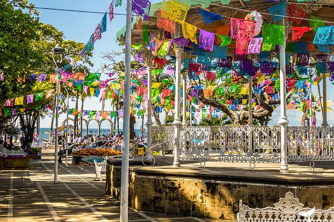 Puerto Vallarta City Tour - Shopping stops and the tequila factory: how to keep control of your day