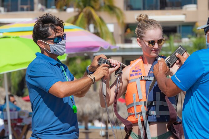Puerto Vallarta Parasailing Experience - Price and timing: $80 for a fast, high-impact view