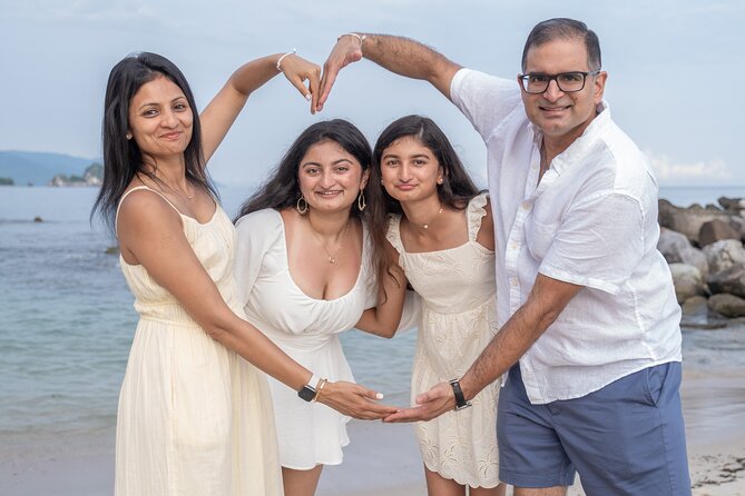 Puerto Vallarta Photoshoot with Professional Photographer - Puerto Vallarta photos that feel like you, not a pose