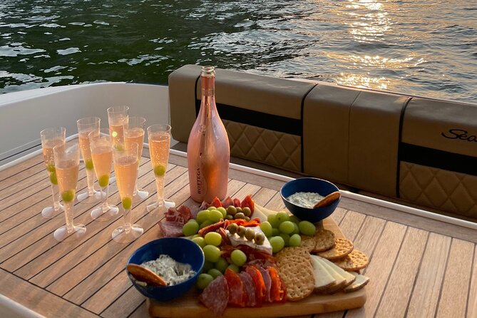 Puerto Vallarta: Private Luxury Yacht Sunset Cruise with Open Bar - Meeting point and how to make check-in painless