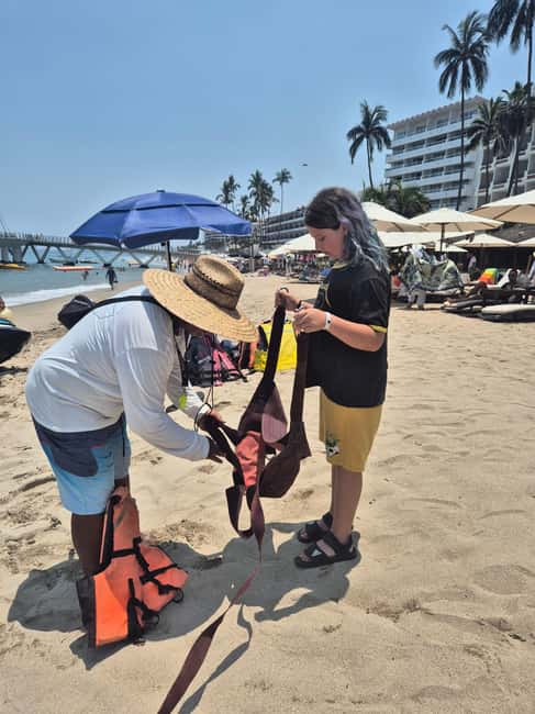 Puerto Vallarta: Private Parasailing Experience - What to wear and how to show up