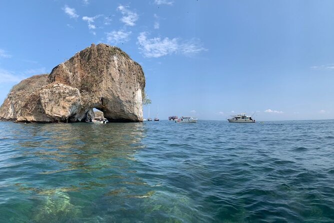 Puerto Vallarta Private snorkeling trip at Los Arcos & Majahuitas - Ameca River pass: a scenic route with dolphin odds