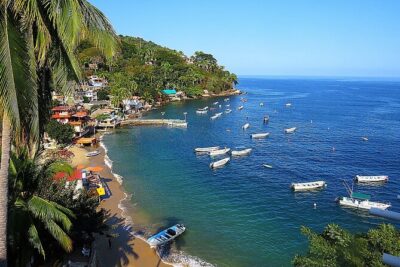 Puerto Vallarta: Private Yelapa Beach & Snorkel Tour on a Yacht - The Coast Cruise: Photos, the Malecon, and the Crown Church