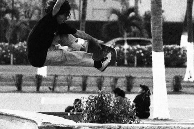 Puerto Vallarta Skateboard Lesson - The personalized skateboarding video: a souvenir that makes sense