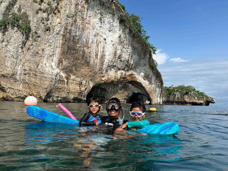 Puerto Vallarta: Snorkeling Tour to Los Arcos de Mismaloya - Birds on Los Arcos and the big wildlife story above water