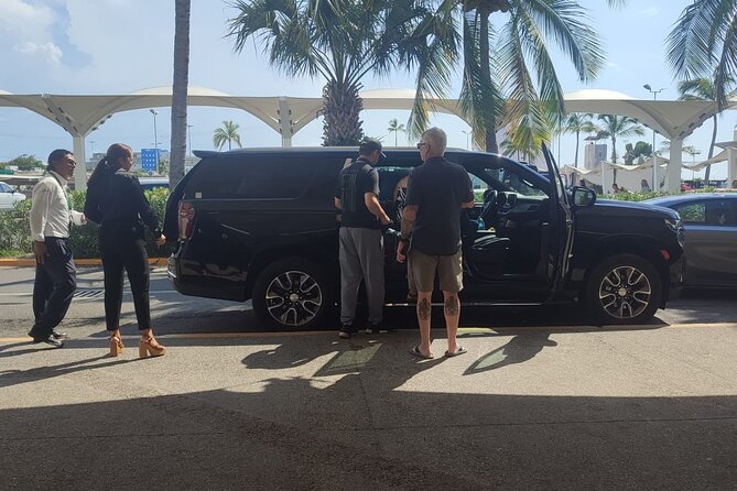 PVR VIP Round trip transfers Airport - Downtown - Airport - Key things that matter before you go