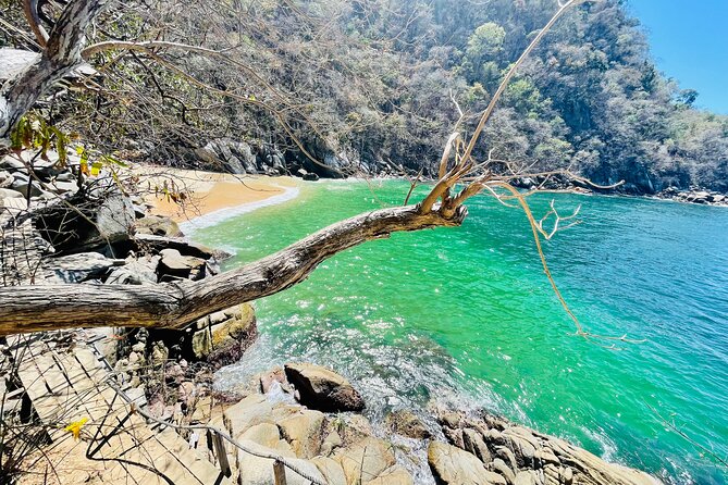 Remote Hidden Beaches Hike of South Shore (Puerto Vallarta) - Pace, fitness, and what to bring for a full day on foot and sand