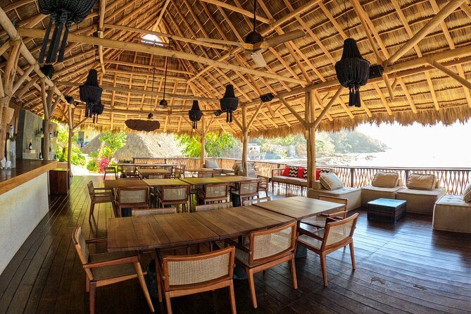 Remote Paradise Beach Day Pass - Service at Chica Locca: the difference between a tour and a cared-for day