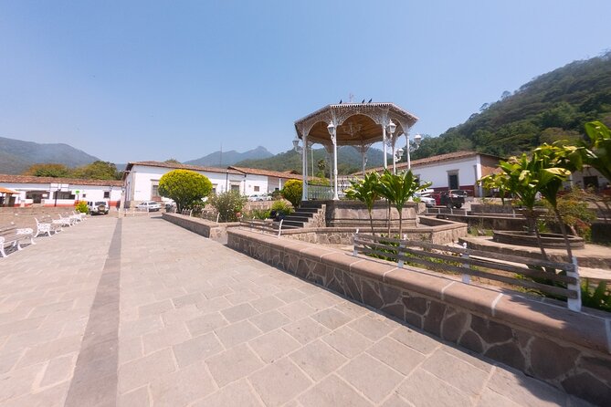 San Sebastian Tour - Lunch in a local restaurant: go hungry, and go late
