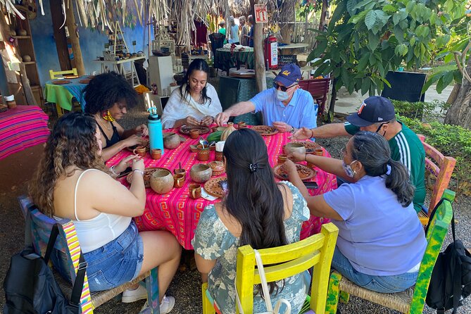 Sayulita Magical Town Tour: Local food, and chocolate. - Cocoa garden stop: From cacao to chocolate tasting
